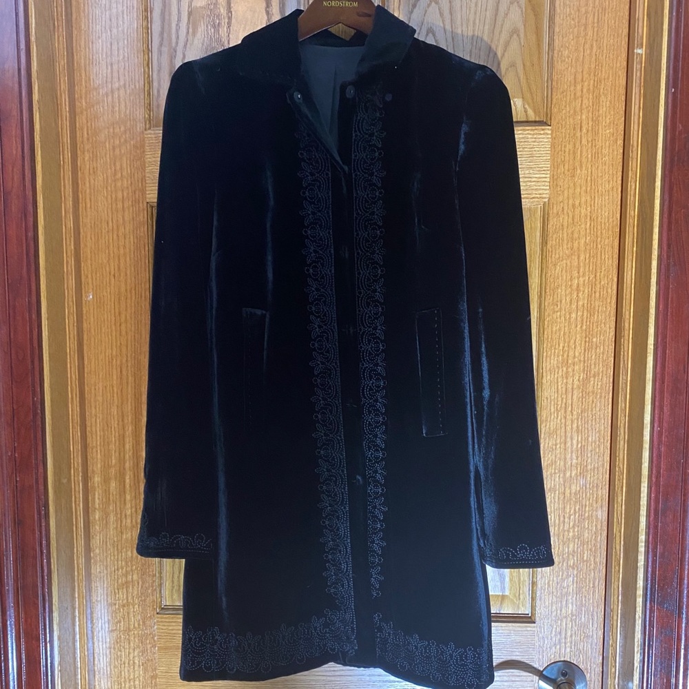 Black Velvet Embroidery Long Trench Spring Jacket